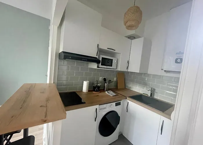 Modern Times A -280 Apartmán Rouen